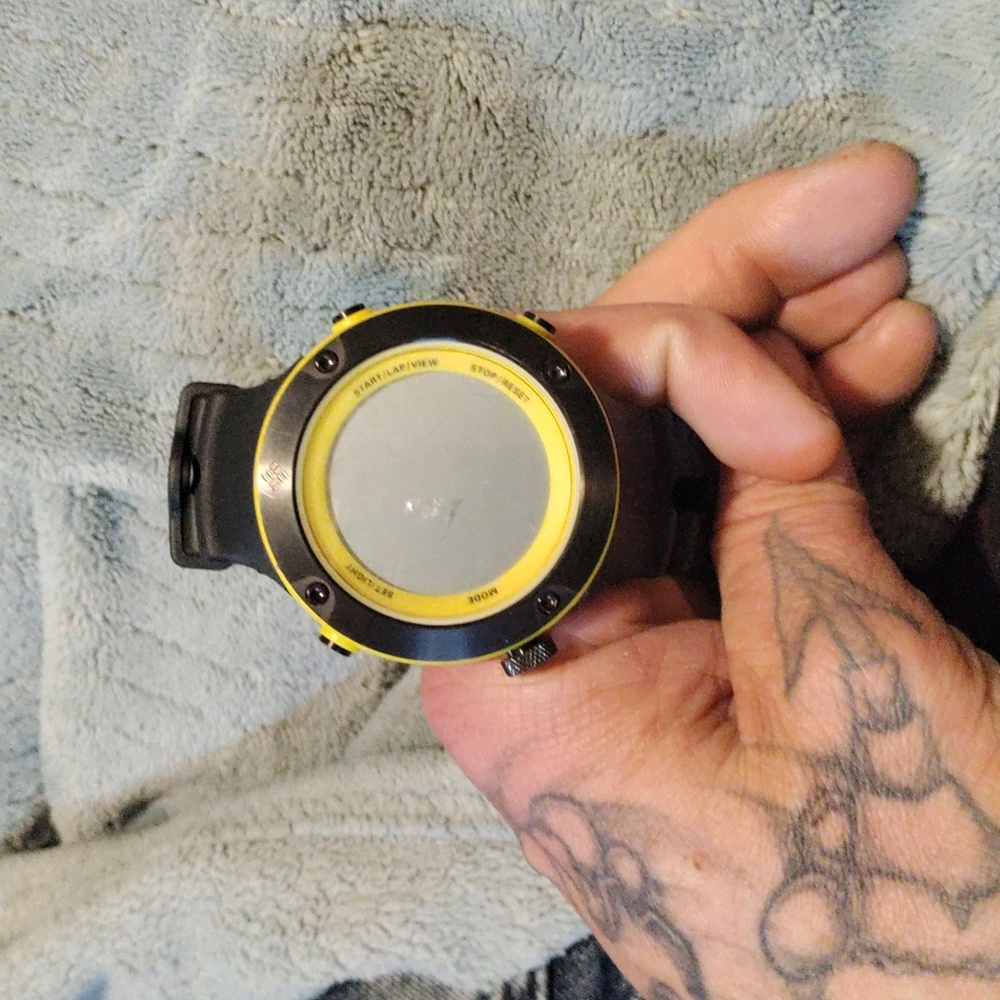 Columbia Men’s CW004020 Tidewater Black and Yellow Digital Sports Watch